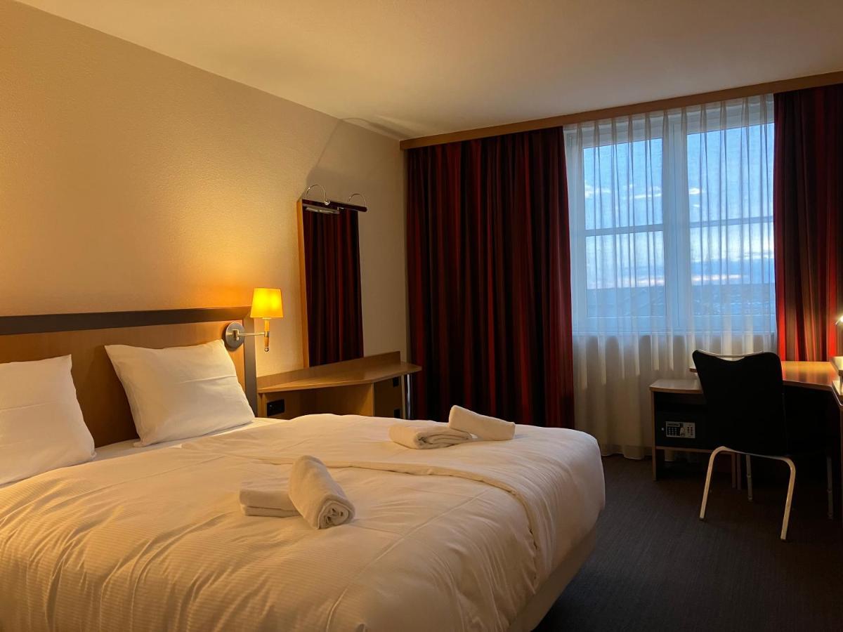 Sleepbeeone Airporthotel Frankfurt Morfelden Экстерьер фото