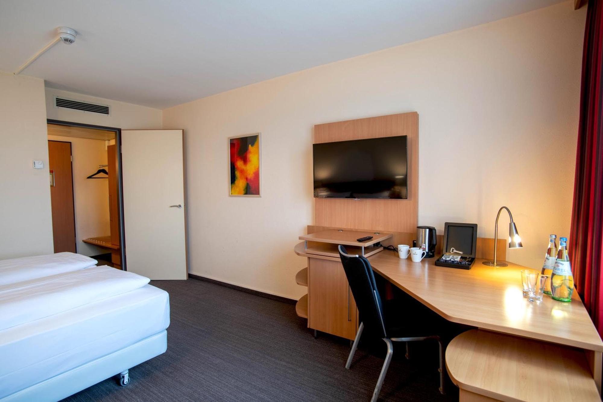 Best Western Conference Airporthotel Frankfurt Moerfelden Экстерьер фото