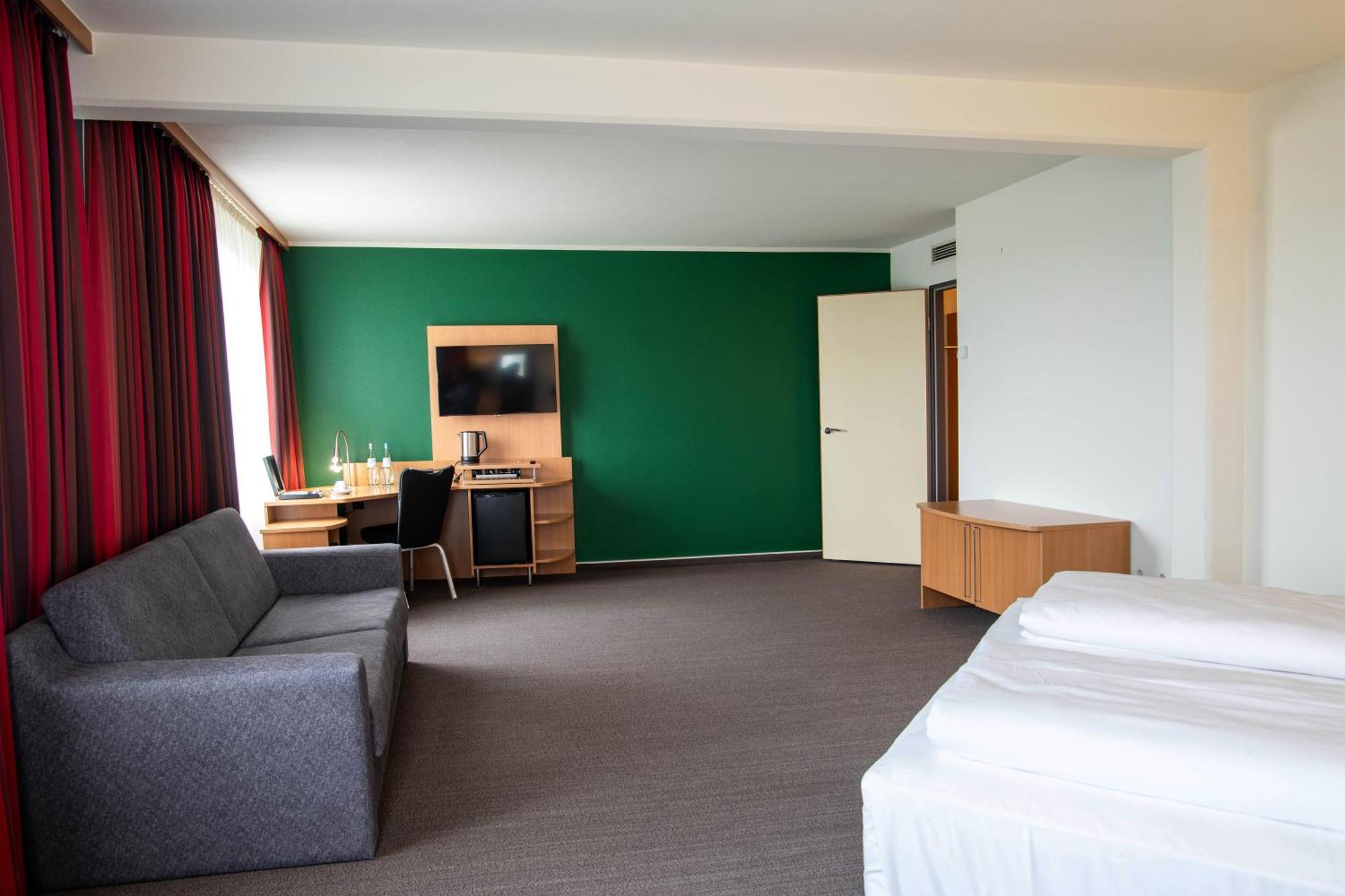Best Western Conference Airporthotel Frankfurt Moerfelden Экстерьер фото